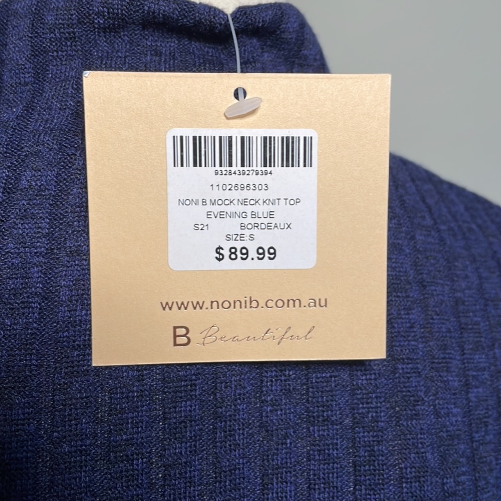 BNWT✨ NONI B mock neck skivvy in navy blue - Picture 7 of 9